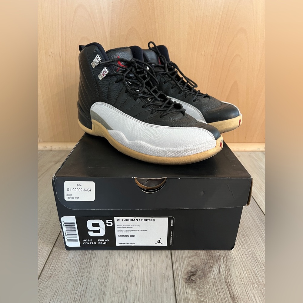 Air Jordan 12 retro sneakers